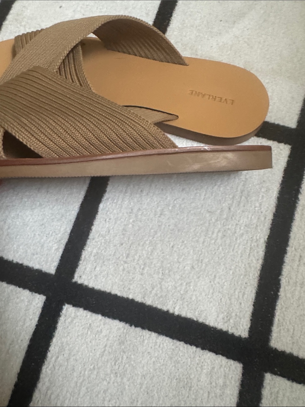 Everlane Tan Knit Crisscross Slide Sandals size 5.5 - Picture 4 of 5